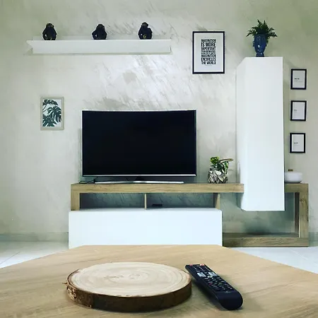Stadium House Apartmán *